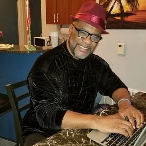 Meet your Posher, Quincy